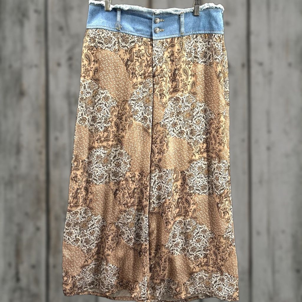 XOXO VINTAGE XOXO Jeans Women 12 Denim Paisley Wide-Leg Pants Festival 90s y2k Boys Girls Mens Womens Shirt Hat etc Size 34" / US 12 / IT 48 - 1 Thumbnail