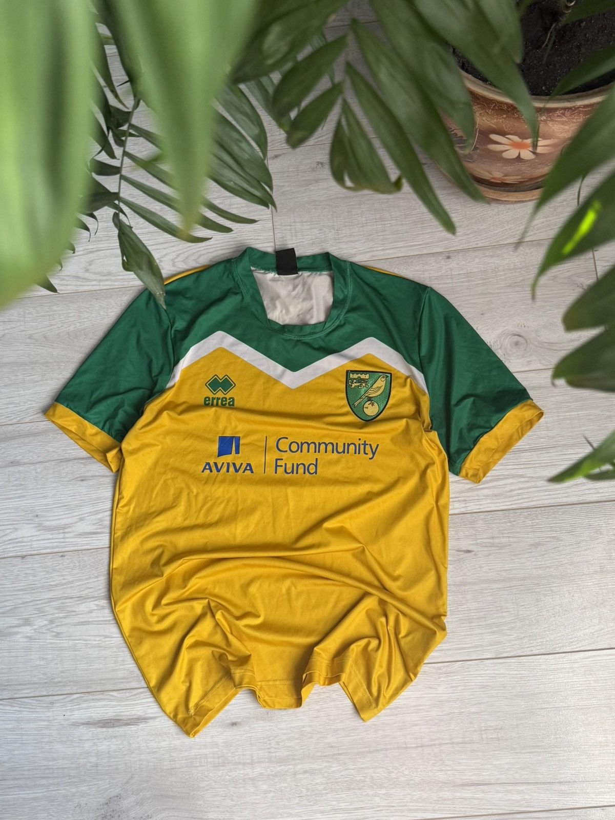 Other UK Shirt Norwich soccer jersey Size US M / EU 48-50 / 2 - 1 Thumbnail