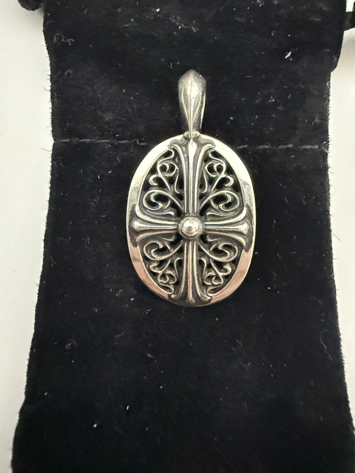 Chrome Hearts Classic Oval Pendant Size ONE SIZE - 1 Thumbnail