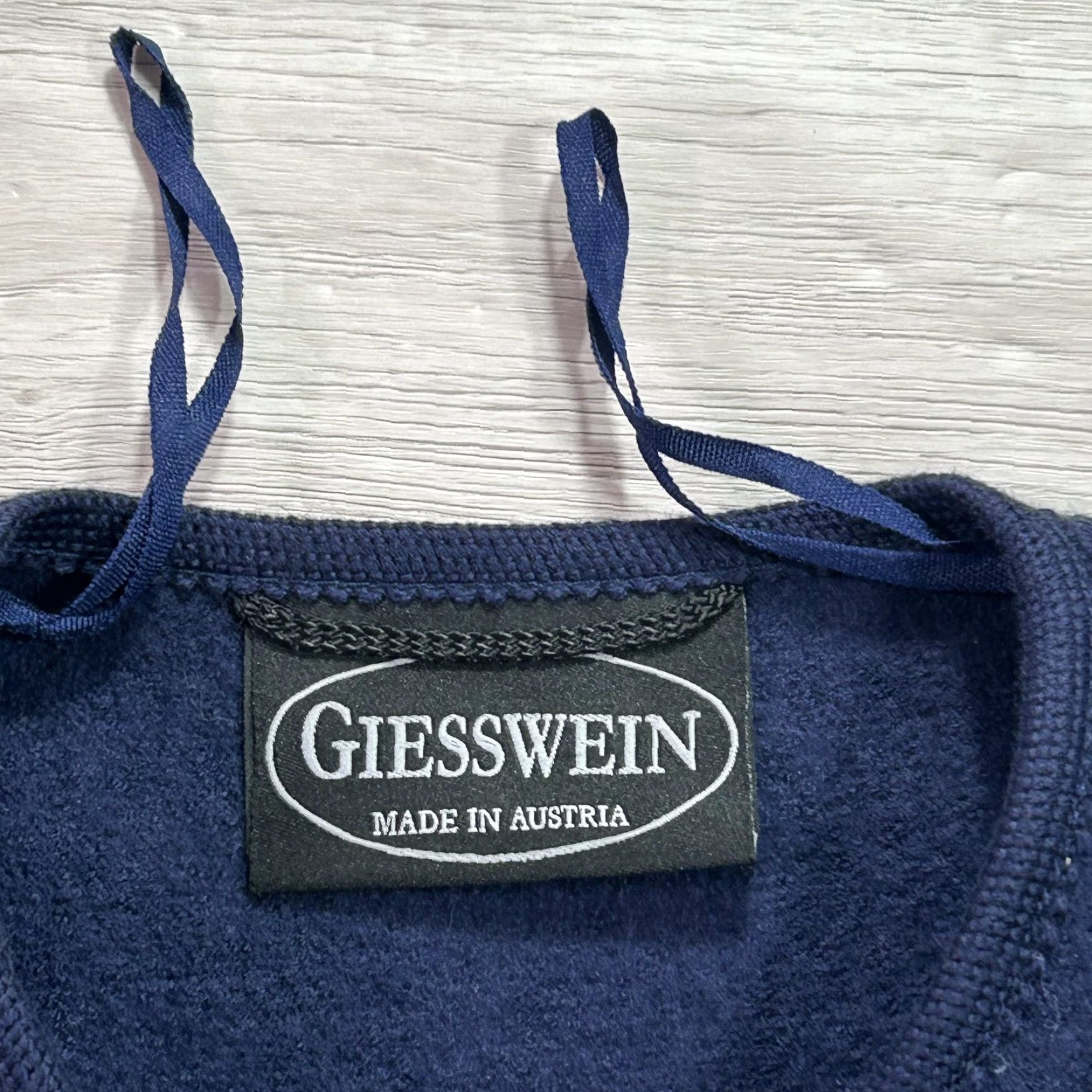 Vintage Giesswein Jacket Womens 38 Blue Merino Wool Button Front Embroidered Austria Size XS / US 0-2 / IT 36-38 - 5 Thumbnail