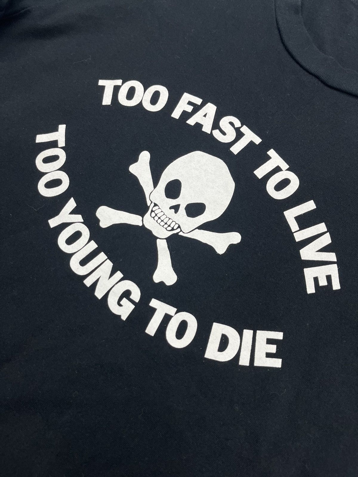 Other TOO FAST TO LIVE TOO YOUNG TO DIE long sleeve T-shirt Size US S / EU 44-46 / 1 - 3 Thumbnail