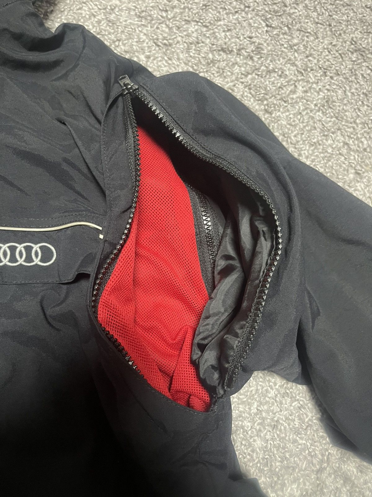Audi AUDI S-LINE Jacket-Vest Reflective jacket size L Size US L / EU 52-54 / 3 - 21 Thumbnail