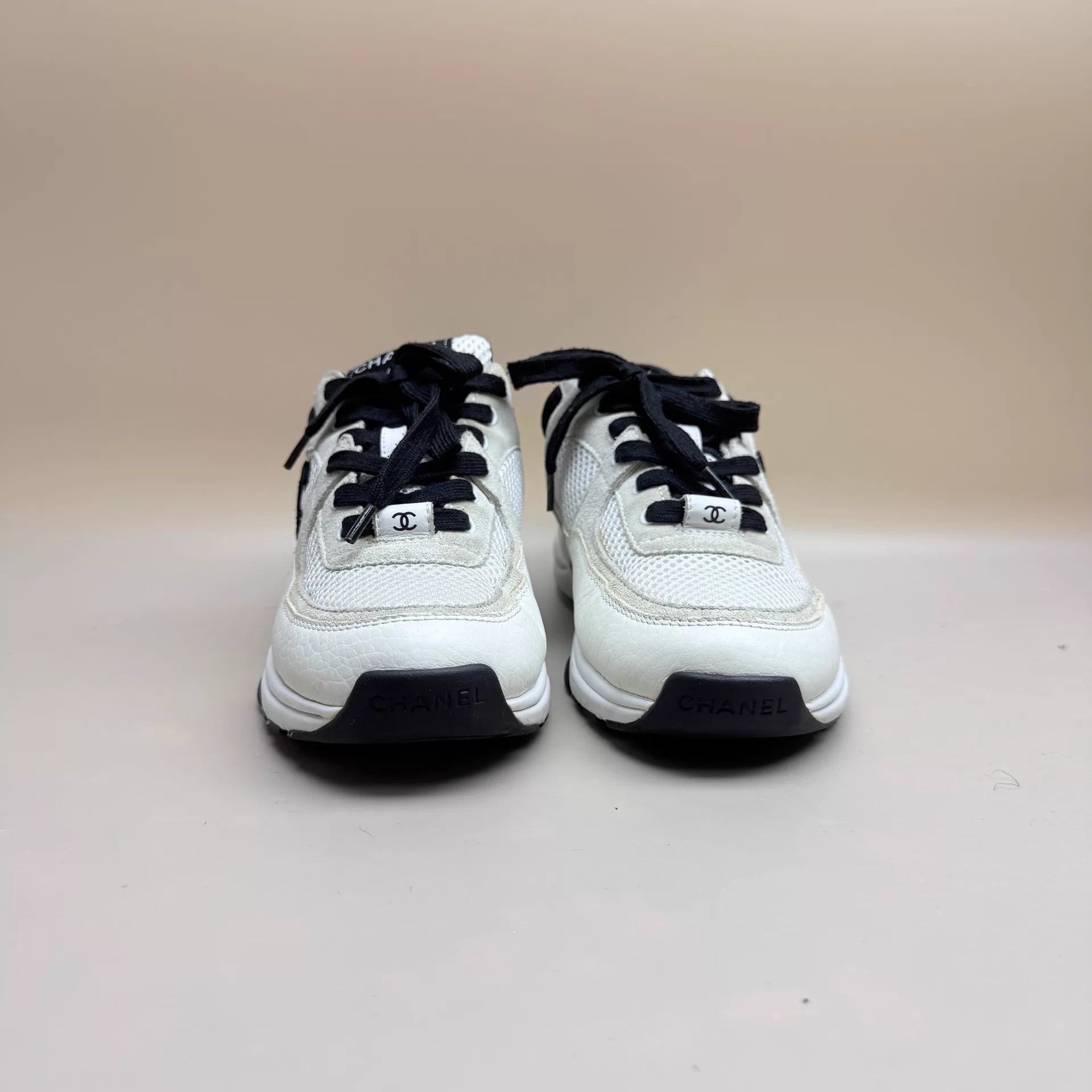 Chanel CHANEL CC Panda Strap Sneakers 36.5 Size US 6 / IT 36 - 2 Thumbnail