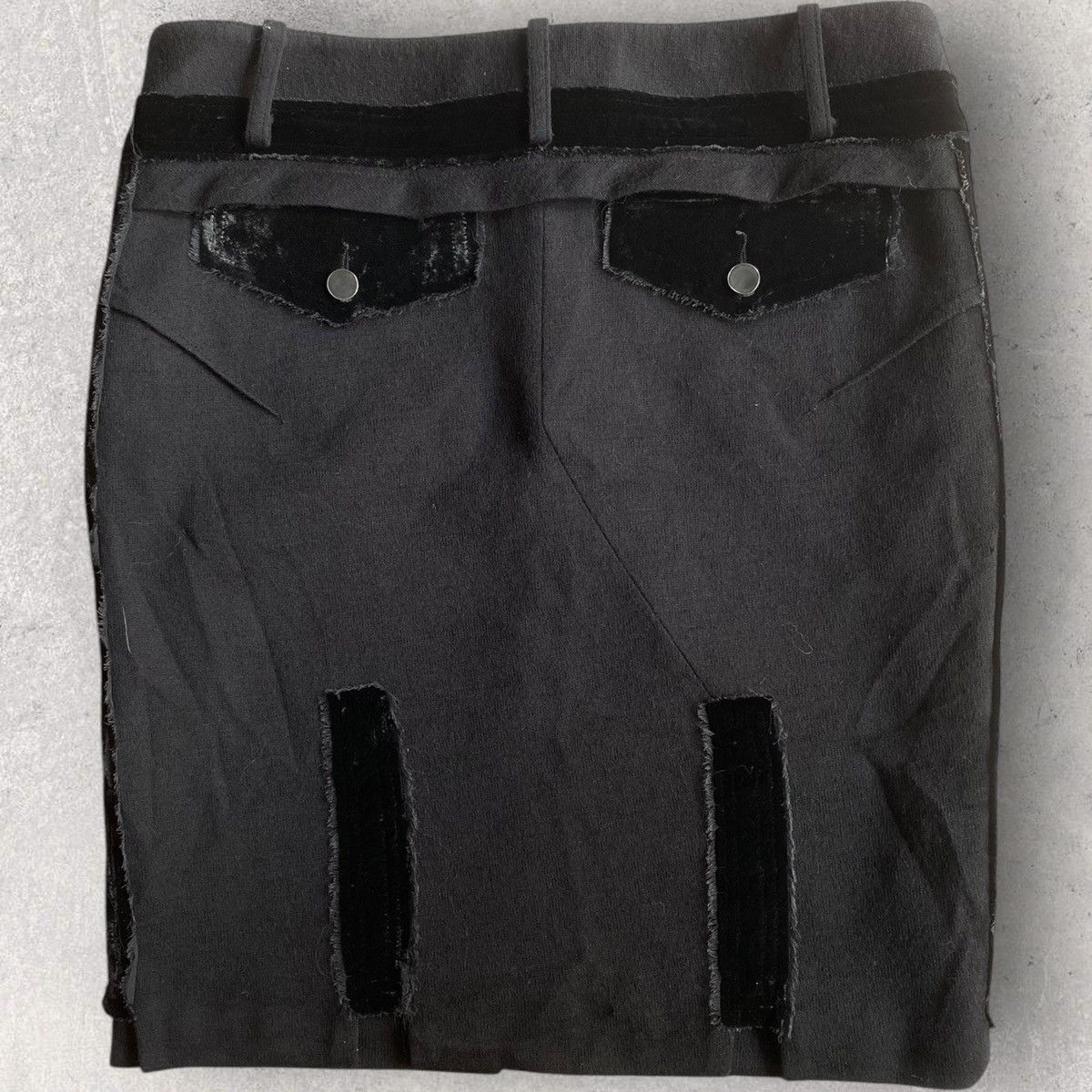 John Galliano Fall 2006 Velour Patchwork Skirt Size 28" / US 6 / IT 42 - 3 Thumbnail