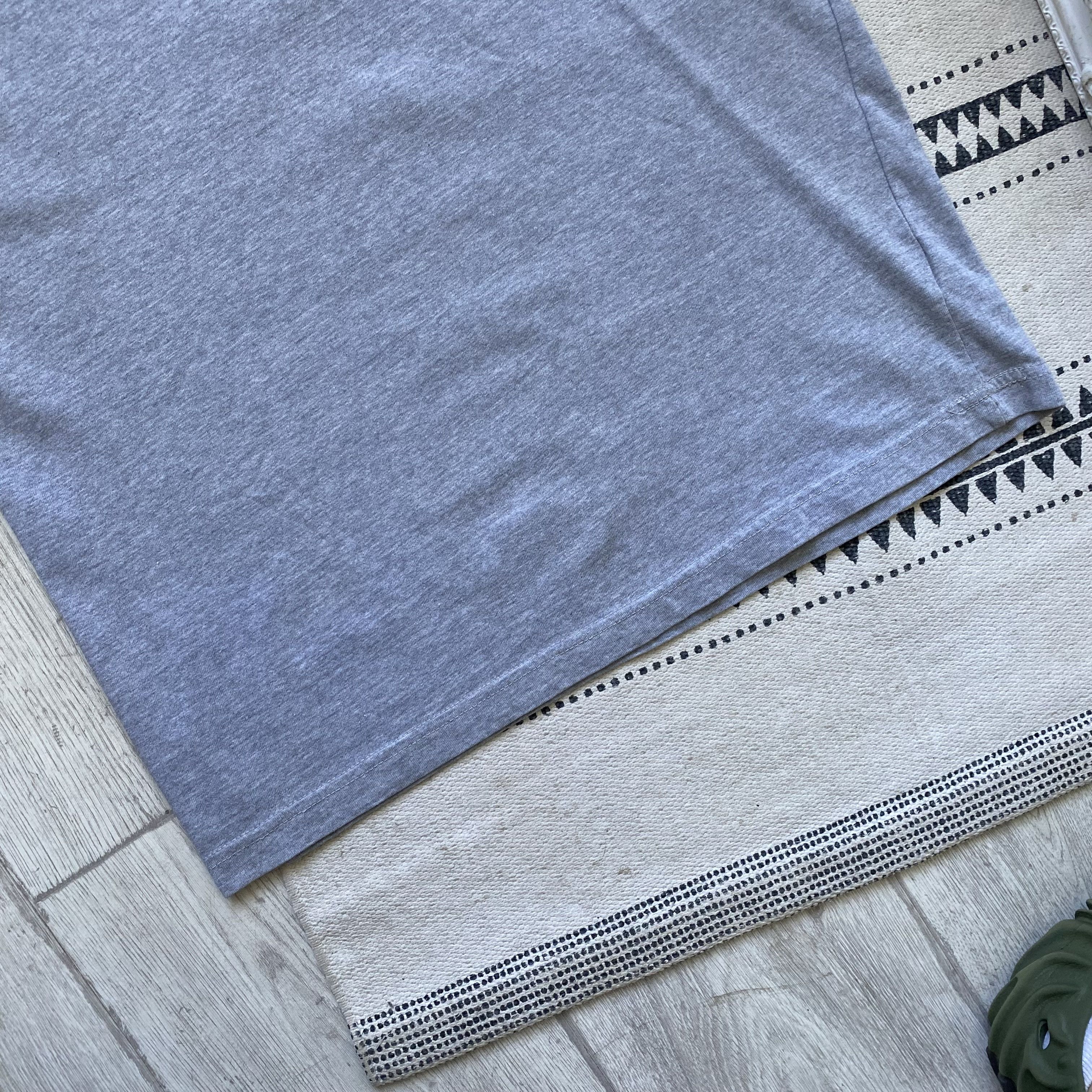 Mambo 🏄🏽‍♂️Vintage Mambo Surf Logo Tee Y2K skater Size US L / EU 52-54 / 3 - 4 Thumbnail