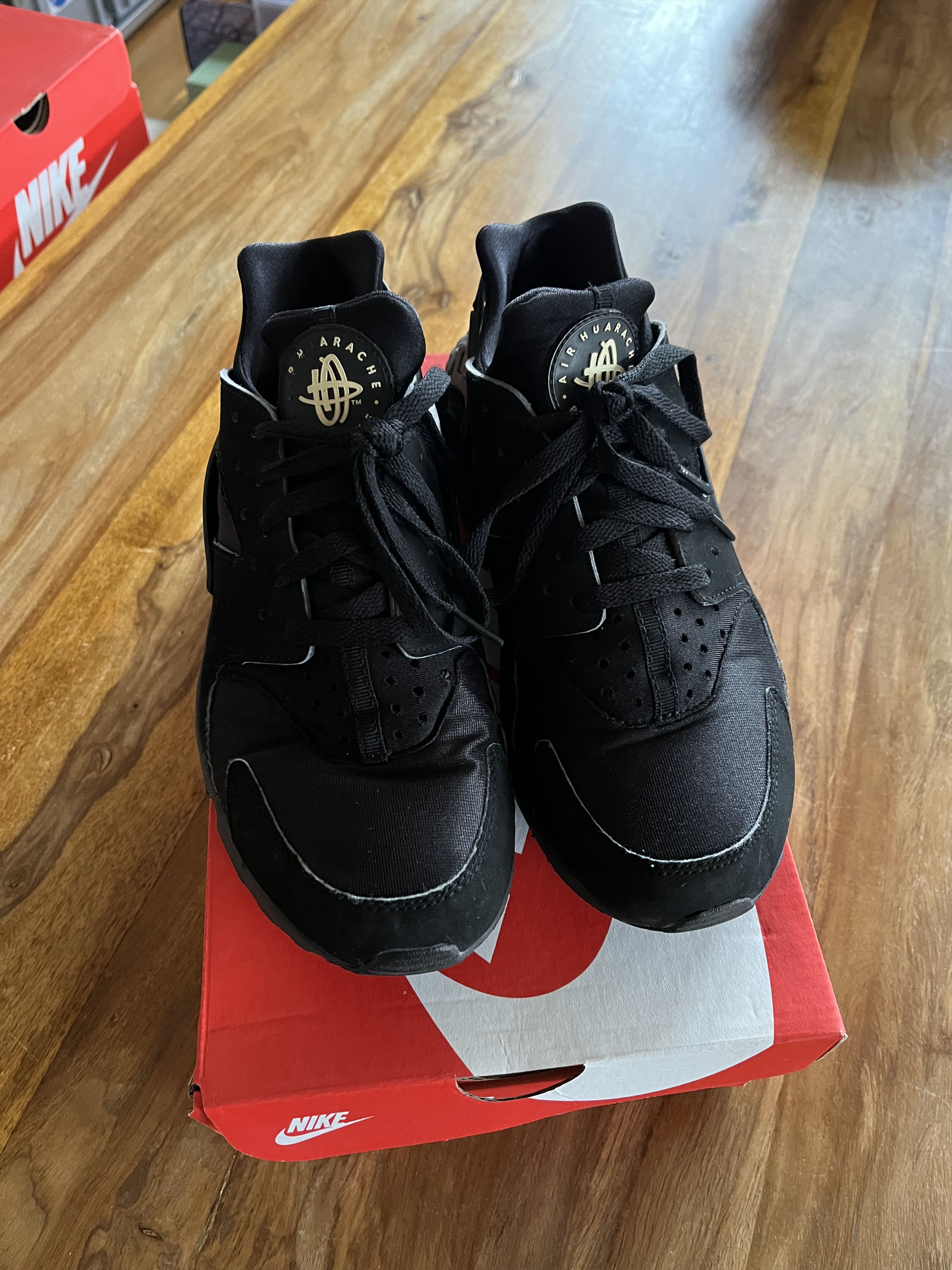 Nike Nike Huarache Black Size US 10 / EU 43 - 2 Thumbnail
