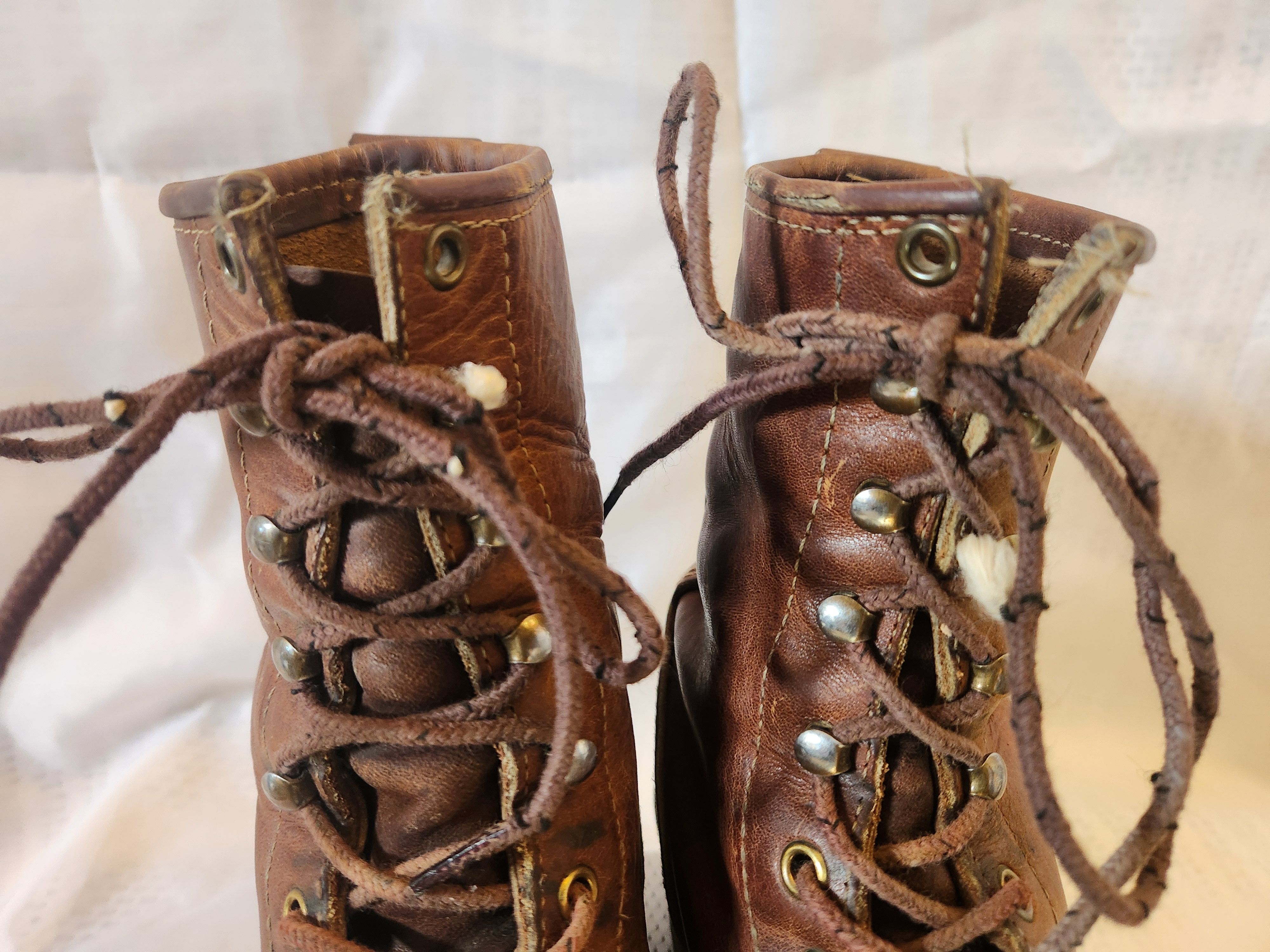 Durango LOGGER VICTORIAN GRANNY LACEUP Size US 7 / IT 37 - 3 Thumbnail