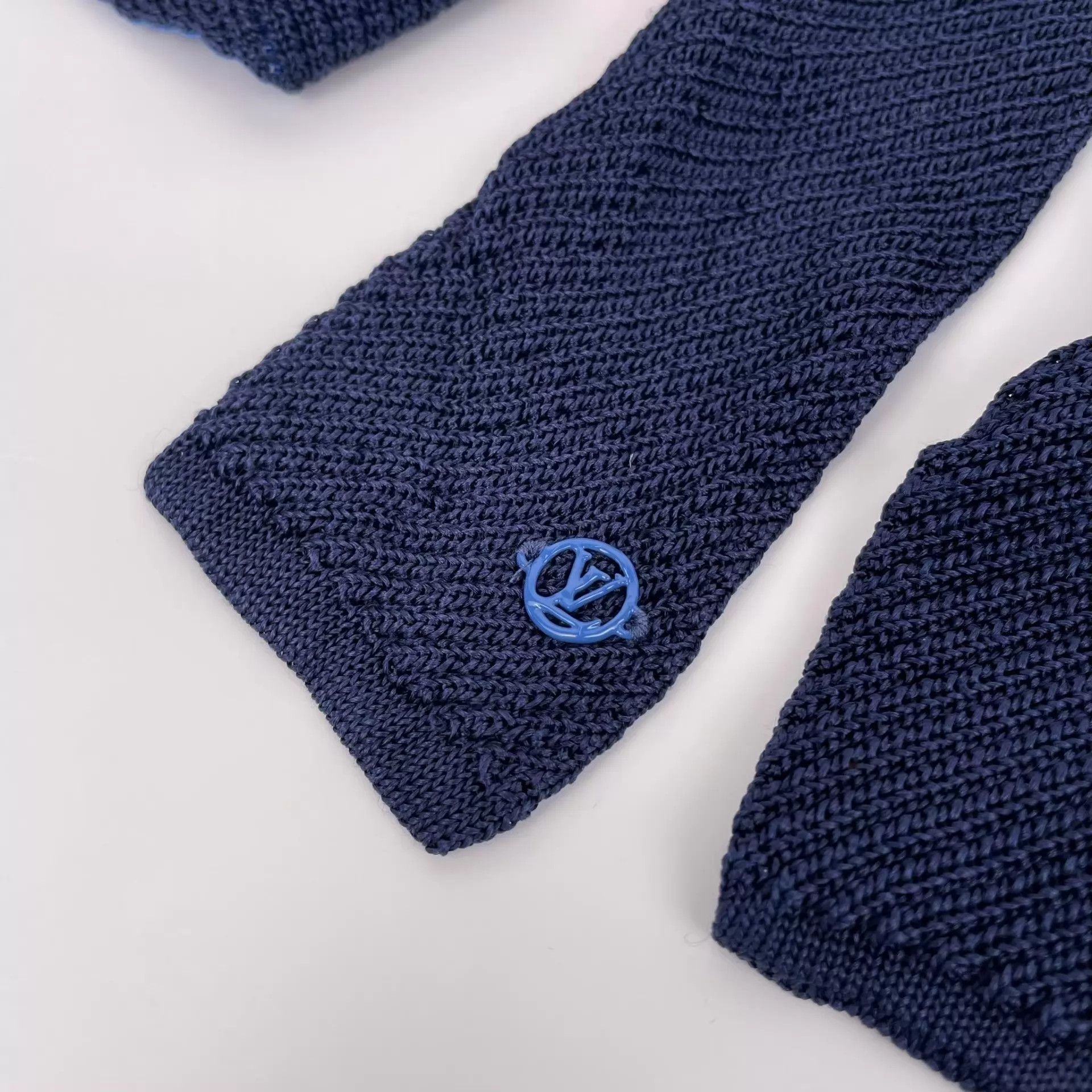 Louis Vuitton LV blue men's tie new Size ONE SIZE - 8 Thumbnail