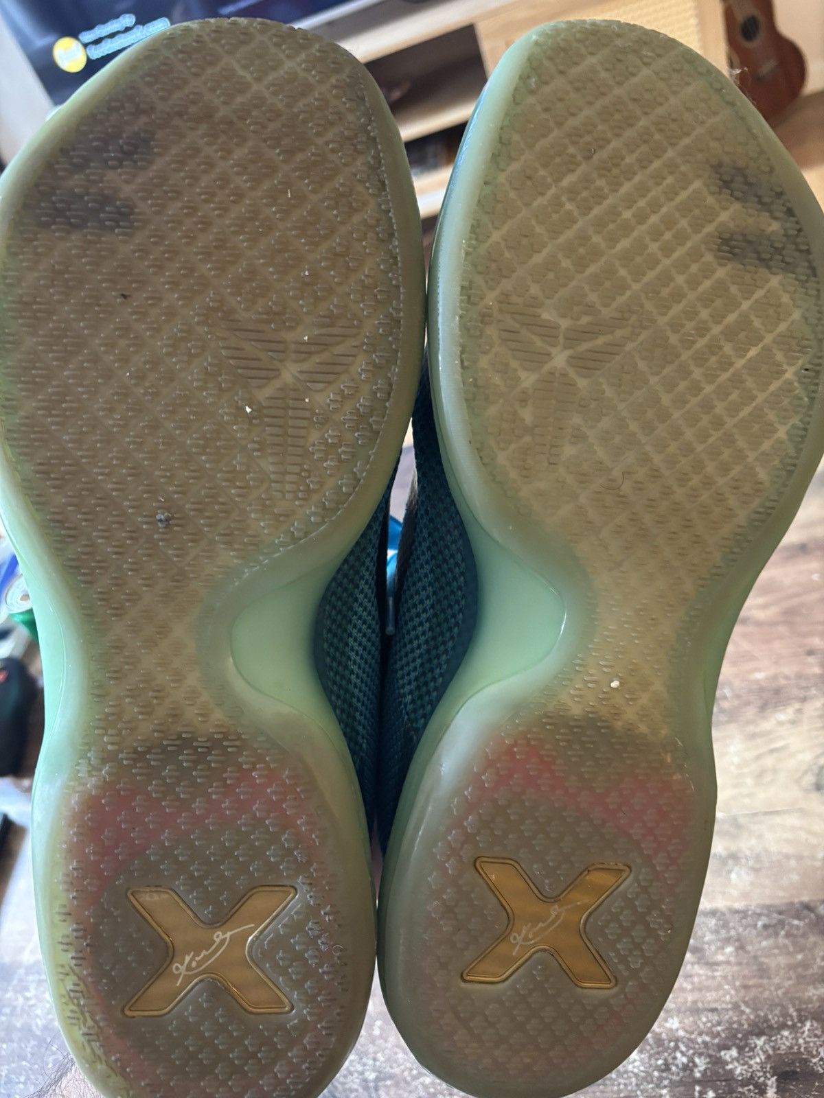 Nike Kobe X 5AM Flight Size US 11.5 / EU 44-45 - 5 Thumbnail