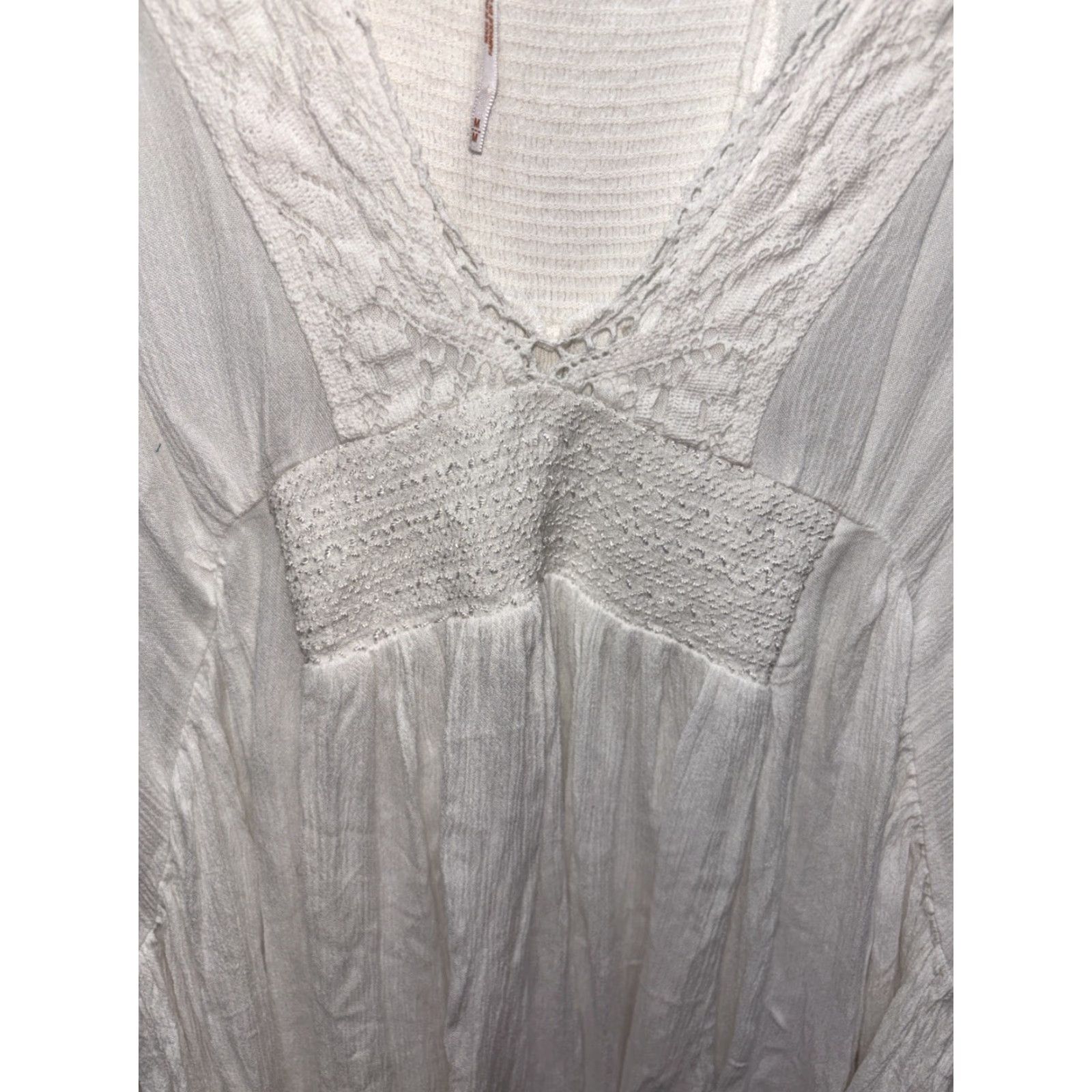 Free People Free People Blouse Dress White Floral Bell Sleeve Tunic M Women Boho Shirt Top Crew Neck V-Neck Size M / US 6-8 / IT 42-44 - 4 Thumbnail