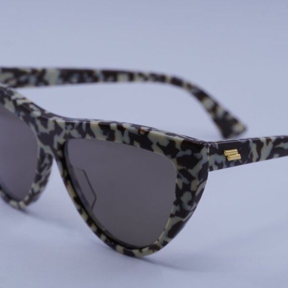 Bottega Veneta Bottega Veneta BV1018S 006 Sunglasses Brown Ivory Cat Eye Size ONE SIZE - 8 Thumbnail
