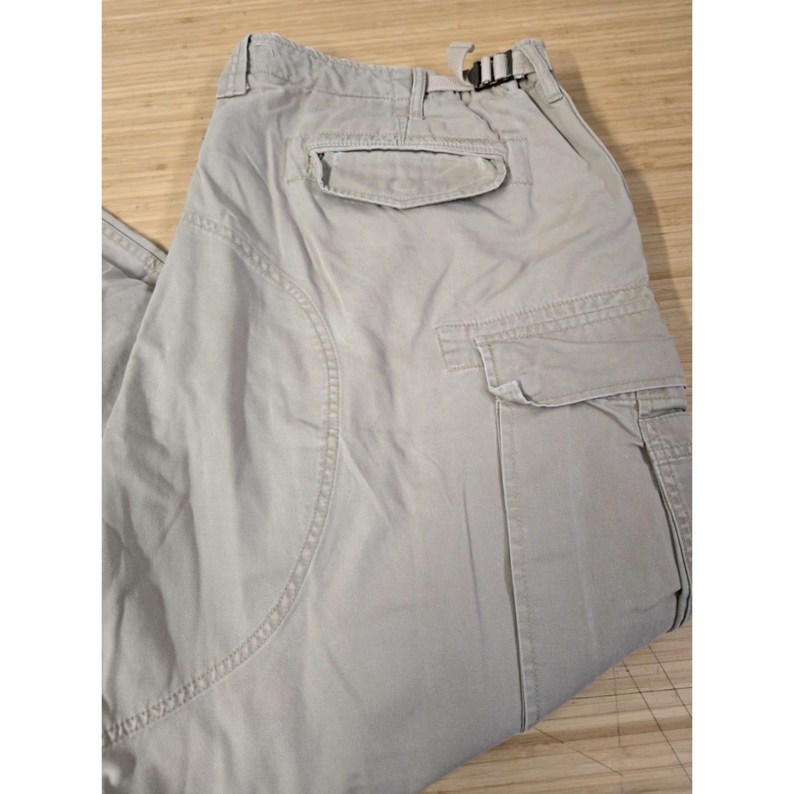 Polo Ralph Lauren VINTAGE Polo Ralph Lauren Cargo Pants Mens 46Bx30 Surplus Utility Military Distressed Cargo Beige 90s Army USA Mens Size US XXL / EU 58 / 5 - 2 Thumbnail