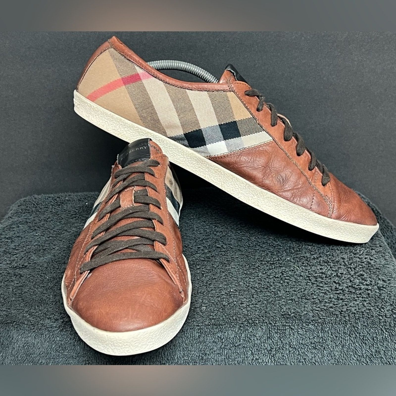 Burberry Burberry Leather & Nova Check Canvas Shoes Size 12 AUTHENTIC Size US 12 / EU 45 - 2 Thumbnail