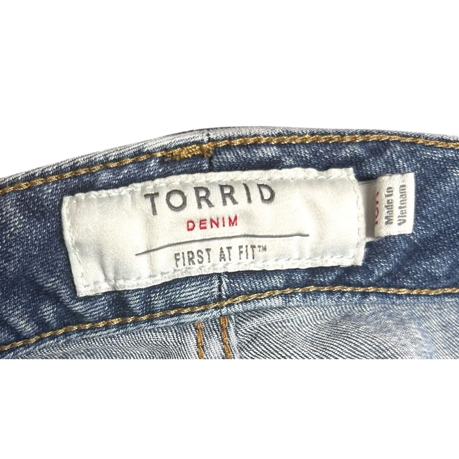 Torrid Torrid Jeans Women 18R Blue Straight Leg Stretch Denim Regular Mid Rise City Bohemian 5-Pocket Size 40" / US 18 - 7 Thumbnail
