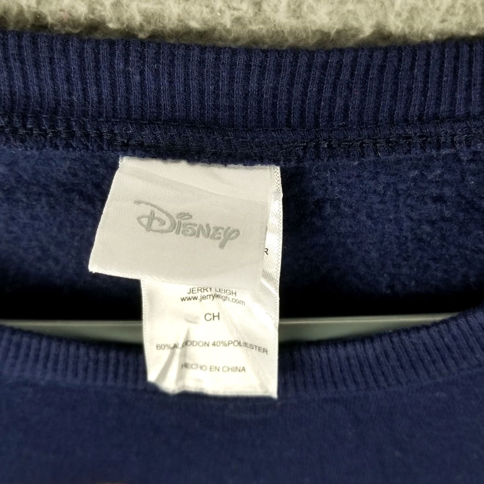 Disney Disney Lilo Stitch Crewneck Sweatshirt Women Adult Small Christmas Snowflake Graphic Print Multicolor Sweatshirt / Pullover Hoodie Size S / US 4 / IT 40 - 3 Thumbnail