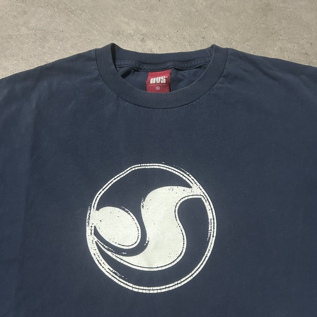 DVS Vintage dvs shoe company skate tee shirt Size US XL / EU 56 / 4 - 3 Thumbnail