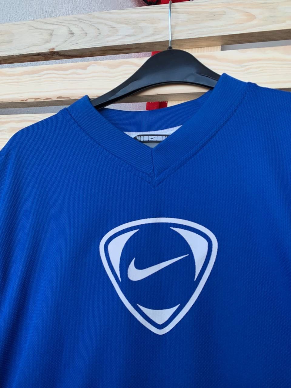 Nike × Vintage Vintage Y2K Nike Big Logo Tee Size US L / EU 52-54 / 3 - 3 Thumbnail