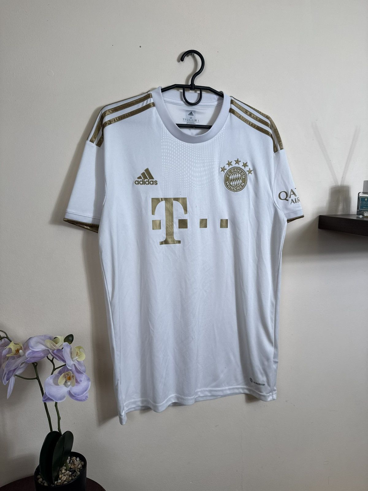 Adidas Adidas Bayern Munich Jersey 2022-23 M Away Football Shirt Size US M / EU 48-50 / 2 - 6 Thumbnail