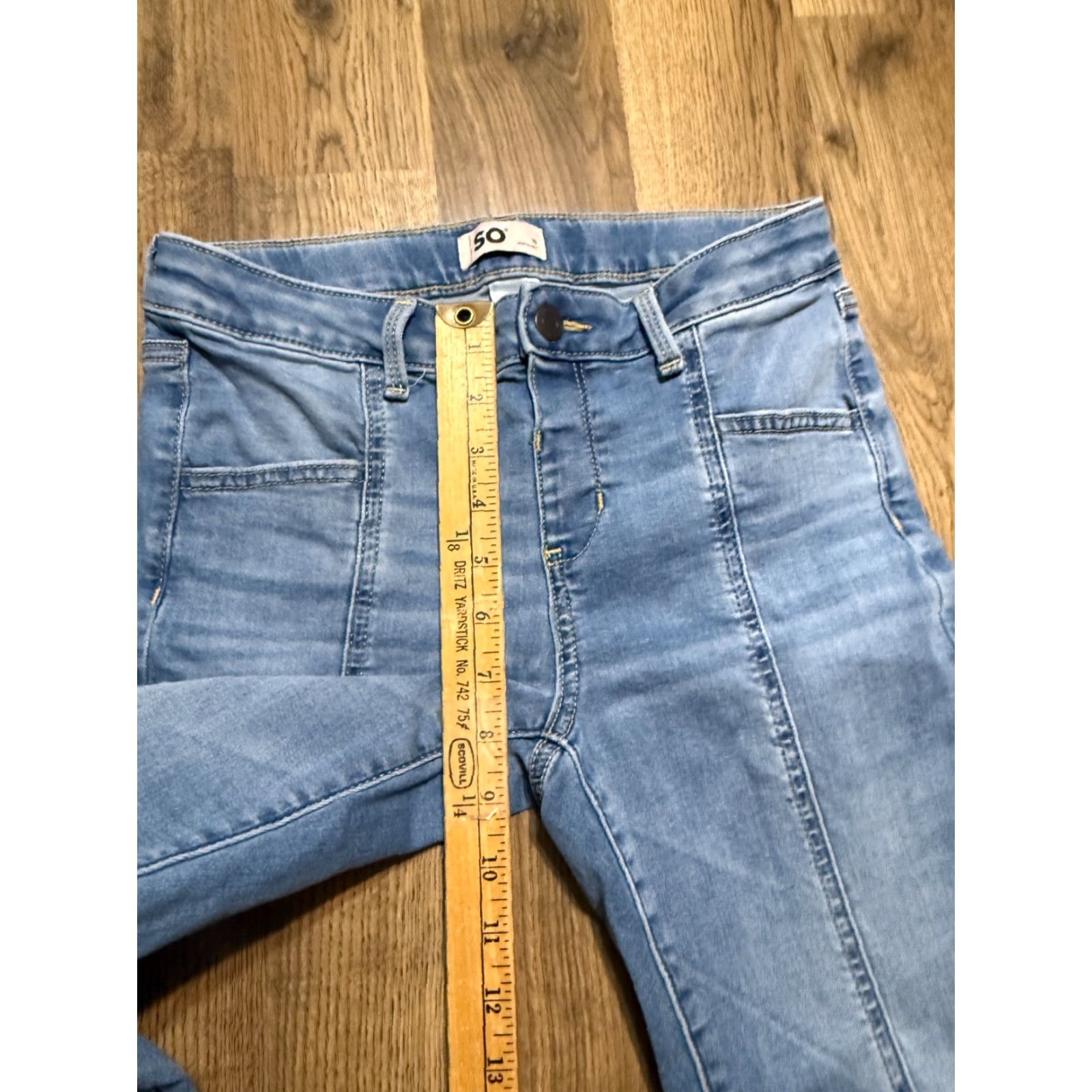 Vintage SO Jeans Women's Size 16 Blue Denim Skinny Medium Wash Low Rise Pockets 5-Pocket Design Inseam 27 in Regular Stretch Jeans Womens Size 38" / US 16 / IT 52 - 7 Thumbnail