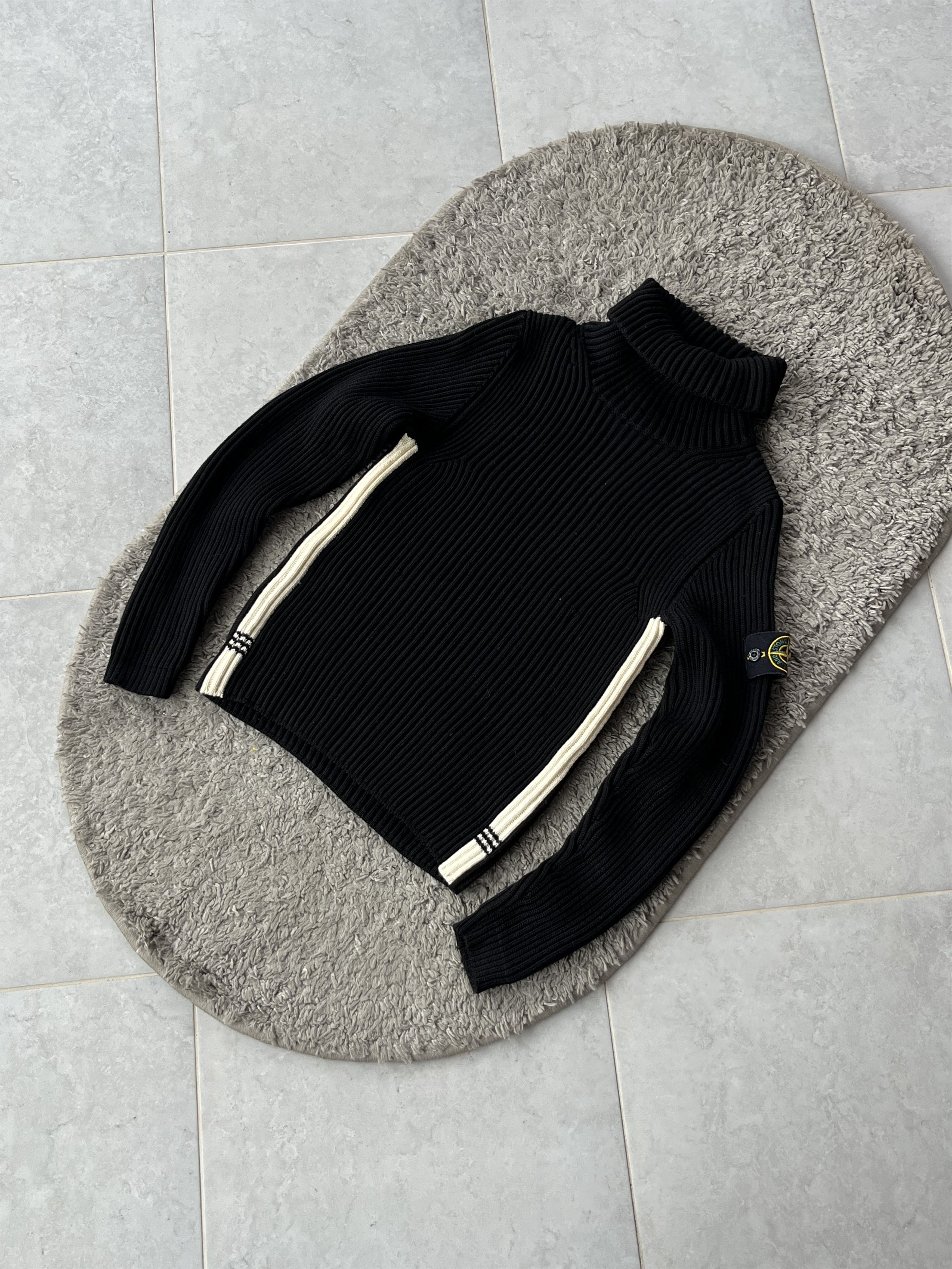 Stone Island STONE ISLAND Vintage Elastic Sweater 100% Wool MADE IN ITALY Size US S / EU 44-46 / 1 - 2 Thumbnail