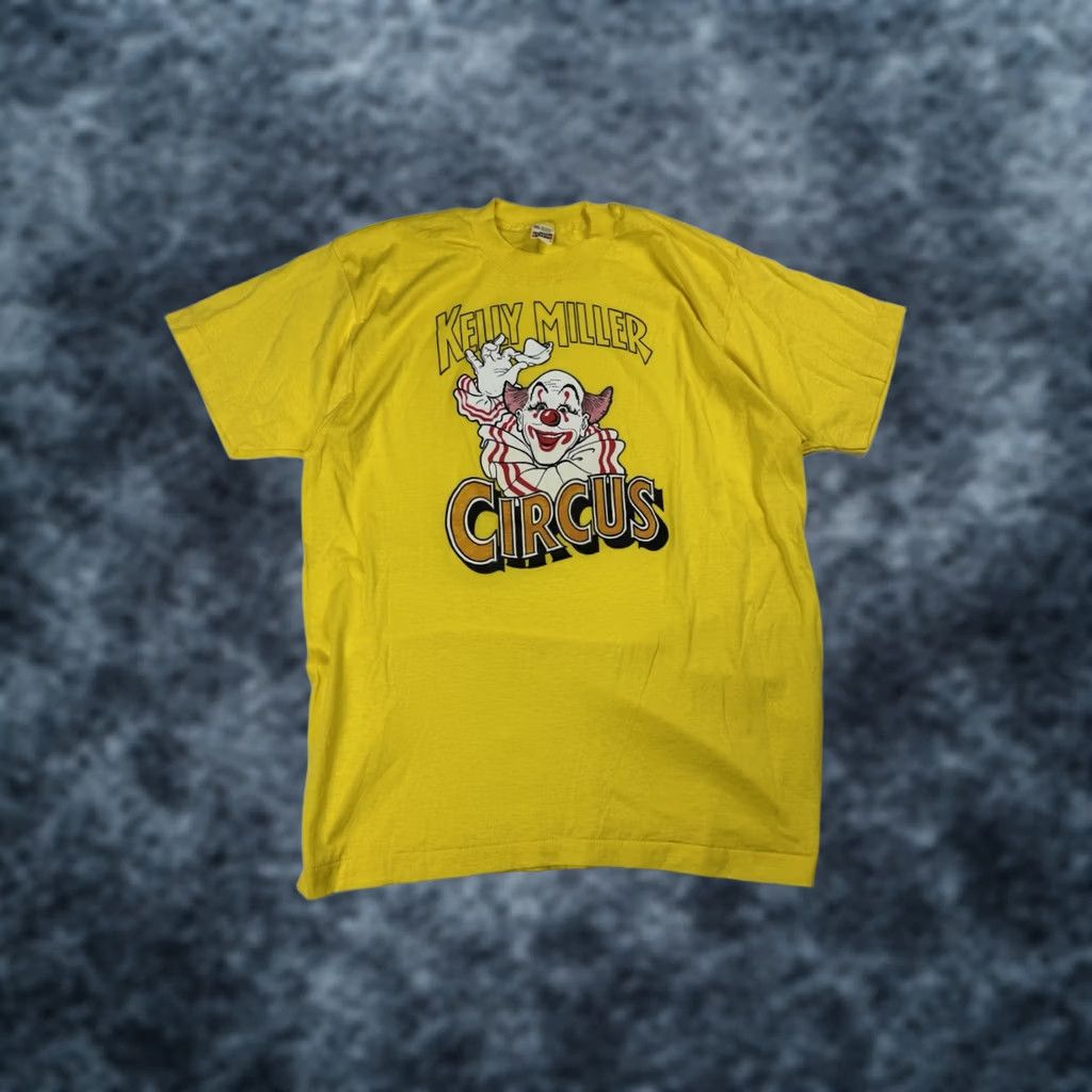 Vintage VINTAGE Screen Stars Clown T Shirt XL Yellow 80s Circus Kelly Miller NOS Mens Shirts Clown Theme 80s Vintage Size US XL / EU 56 / 4 - 1 Thumbnail