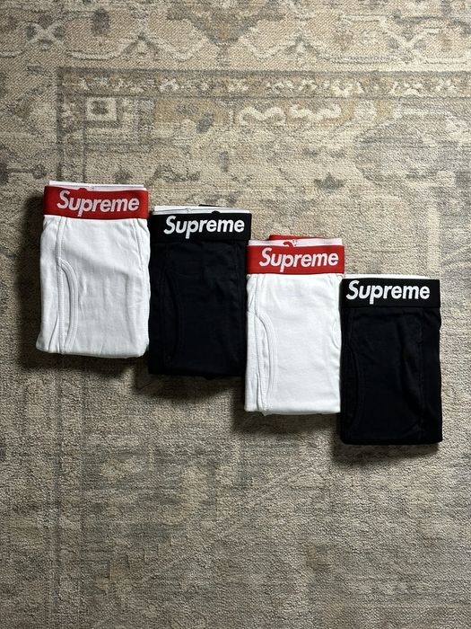 Supreme Hanes Boxer Briefs (4 Pack) (Size M)