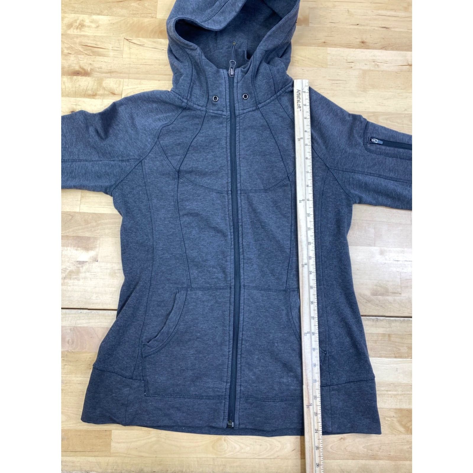 Athleta Athleta Jacket Womens M Gray Full Zip Hooded Pockets Activewear Casual 10622 Size M / US 6-8 / IT 42-44 - 4 Thumbnail