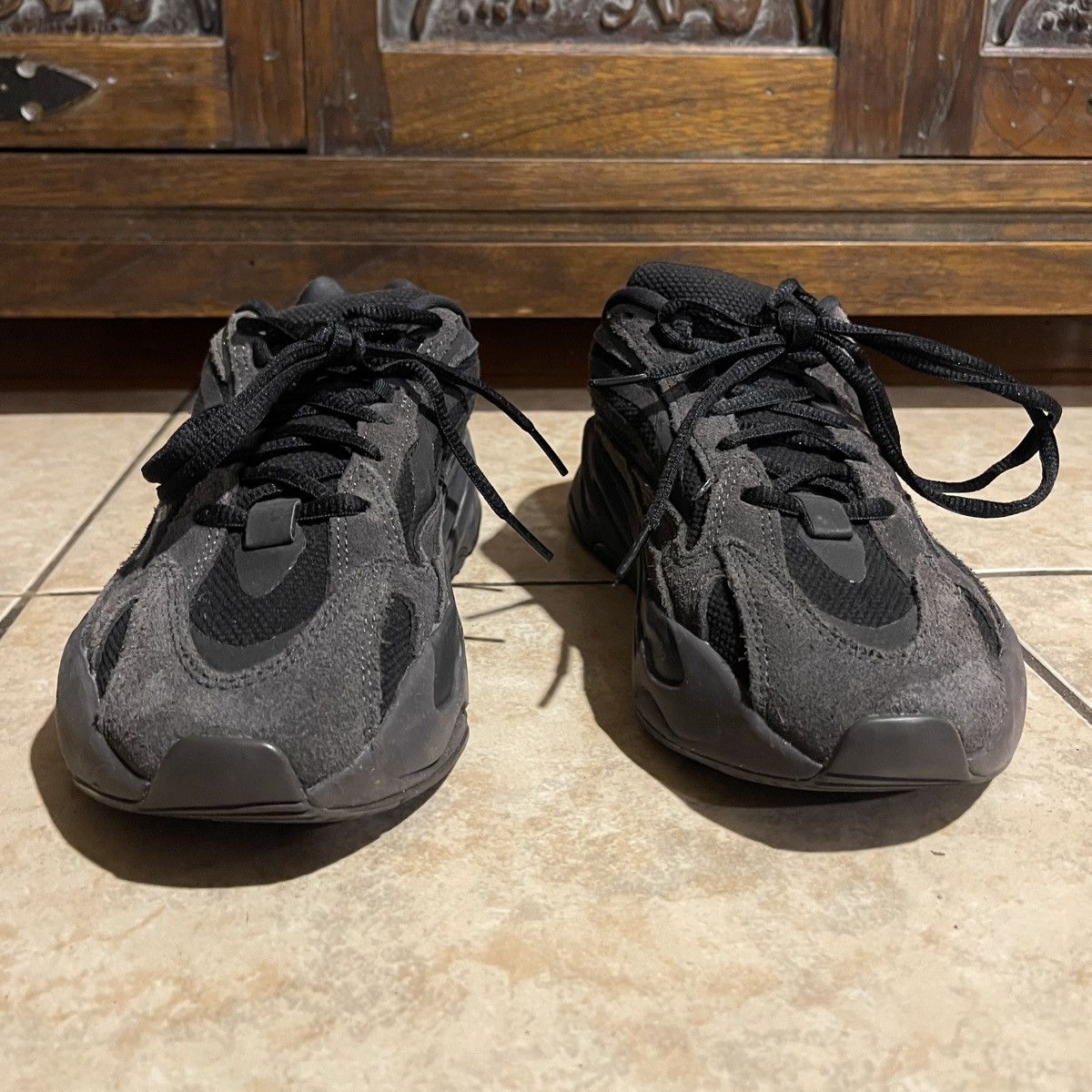 Adidas Adidas Yeezy Boost 700 V2 'Vanta' Size US 6 / EU 39 - 4 Thumbnail
