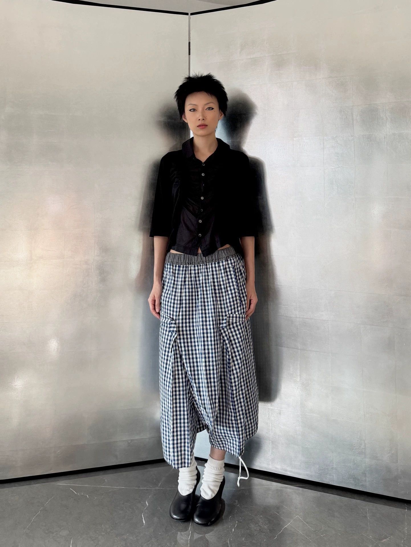 Comme des Garcons Women's CDG AD2007 Navy Checkered Elastic Waist Harem Pants Size 25" / US 0 / IT 36 - 8 Thumbnail