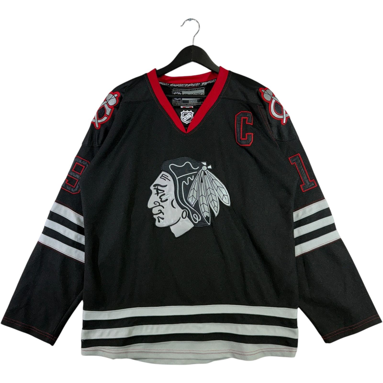 Reebok Vintage Chicago Blackhawks Jonathan Toews #19 NHL Jersey XL Size US XL / EU 56 / 4 - 1 Thumbnail