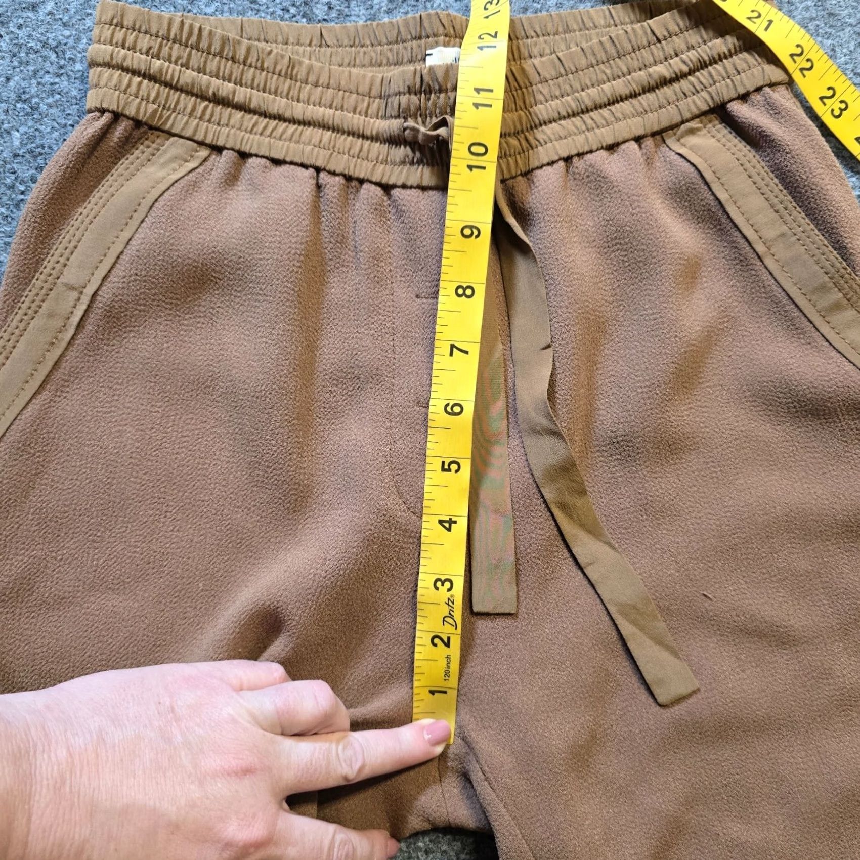 Vintage Wilfred Pants Womens Size 0 Brown Textured Crepe Pull On Pockets Aritzia Casual Pants Women Size 25" / US 0 / IT 36 - 6 Thumbnail