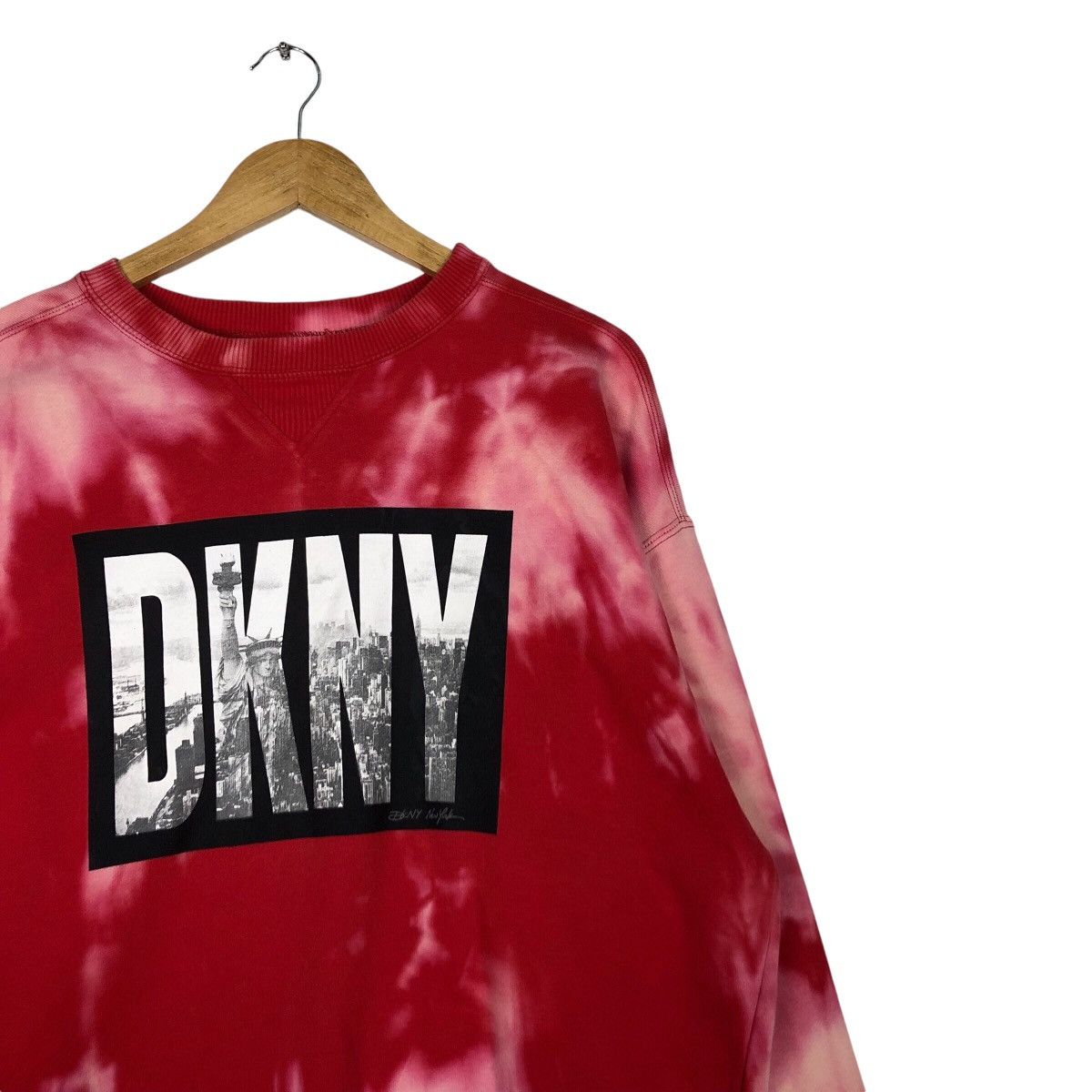 DKNY × Vintage Vintage Large DKNY Tye Dye Sweatshirt Large Size US L / EU 52-54 / 3 - 5 Thumbnail