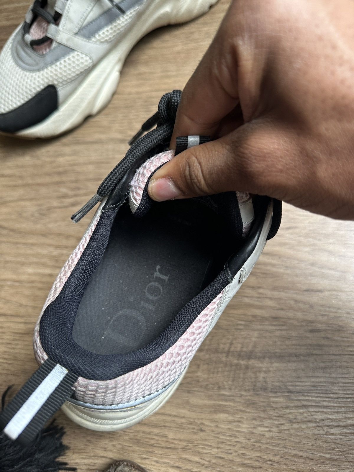 Dior B22 Sneakers Pink and White Size US 10 / EU 43 - 4 Thumbnail