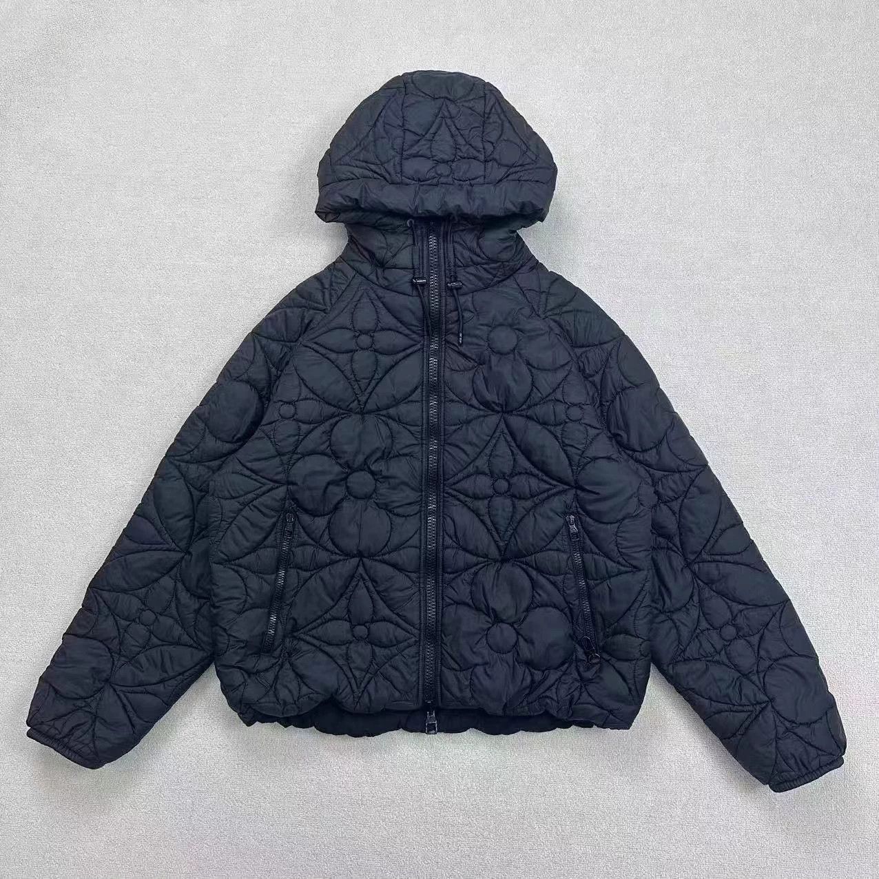Louis Vuitton LV Monogram double-sided cotton jacket 52 mint Size US L / EU 52-54 / 3 - 1 Thumbnail