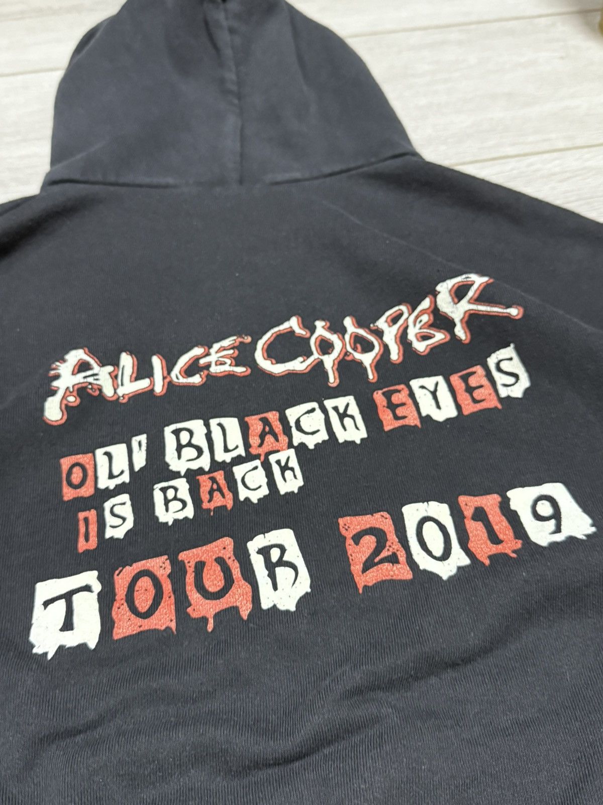 Vintage Alice Cooper black eyes is back tour hoodie vintage 2019 Size US M / EU 48-50 / 2 - 8 Thumbnail