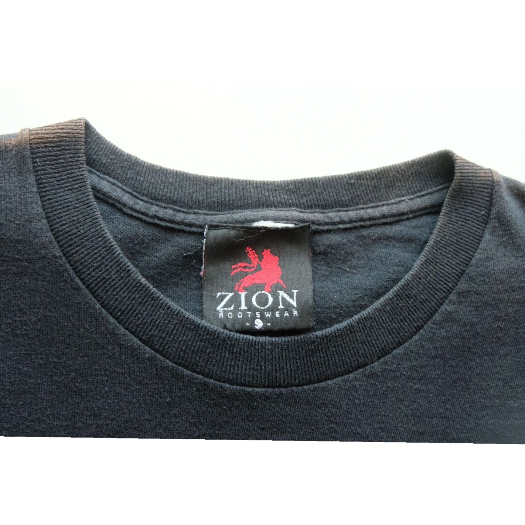 Etro VINTAGE Zion Rootswear JOHNNY CASH TOUR MUSIC 90s Y2K GRAPHIC BLACK T-SHIRT Mens SZ S 2004 Size US S / EU 44-46 / 1 - 4 Thumbnail