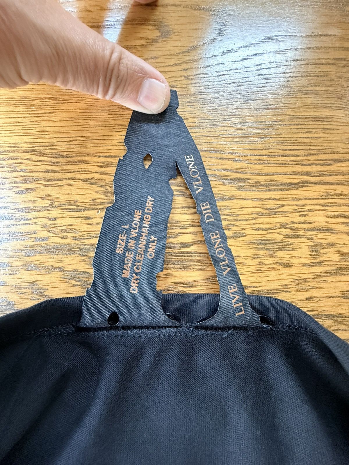 Vlone Vlone x Swarovski shirt - size L Size US L / EU 52-54 / 3 - 4 Thumbnail