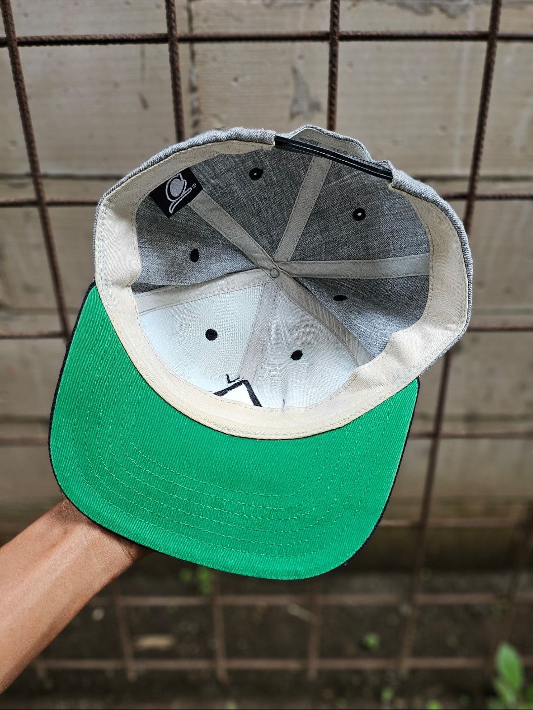 Converse × Original Chuck Anestasia Vodka Snapback Size ONE SIZE - 2 Thumbnail