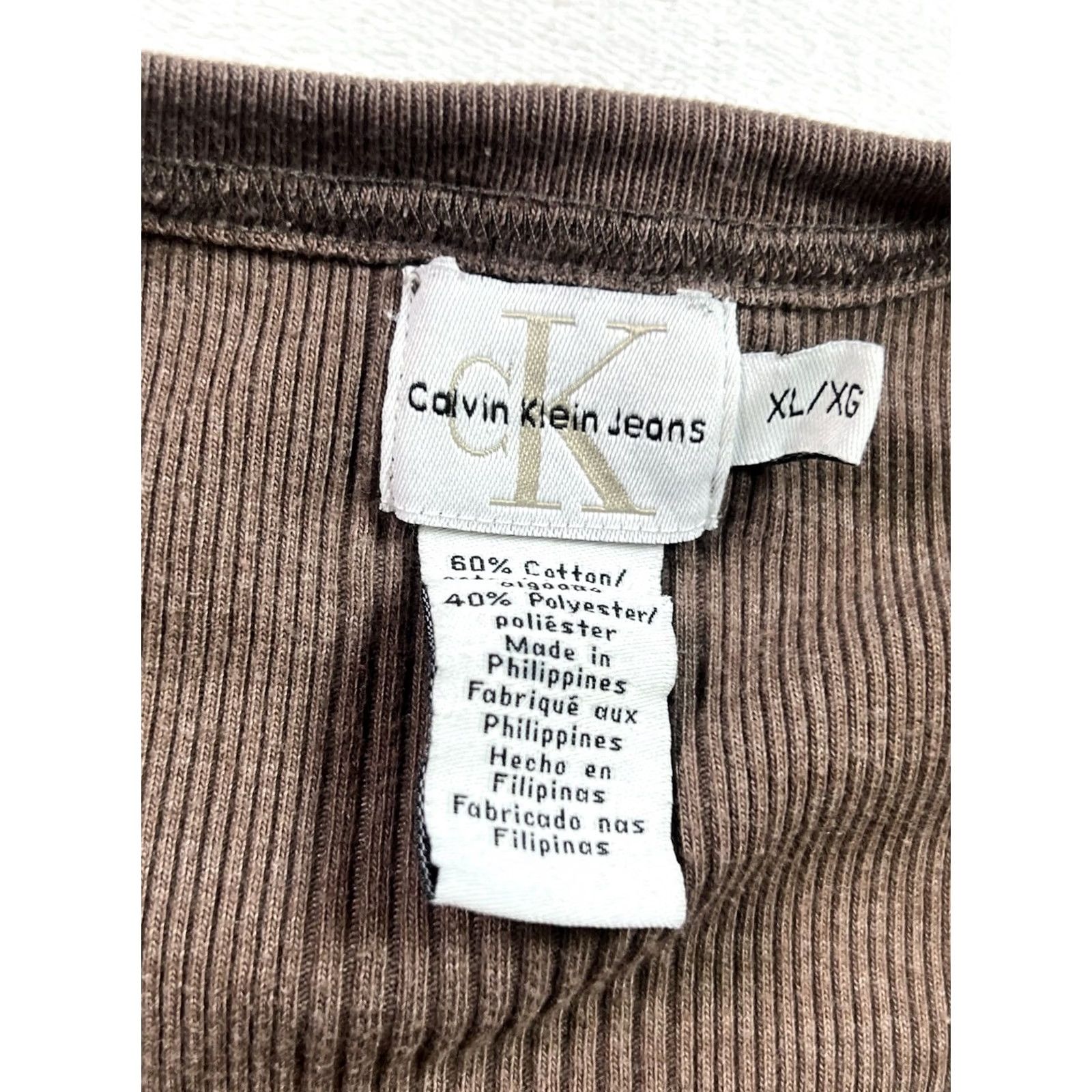 Calvin Klein Calvin Klein Ribbed V-Neck Shirt Mens Large Brown Short Sleeve Shirt Size US L / EU 52-54 / 3 - 5 Thumbnail