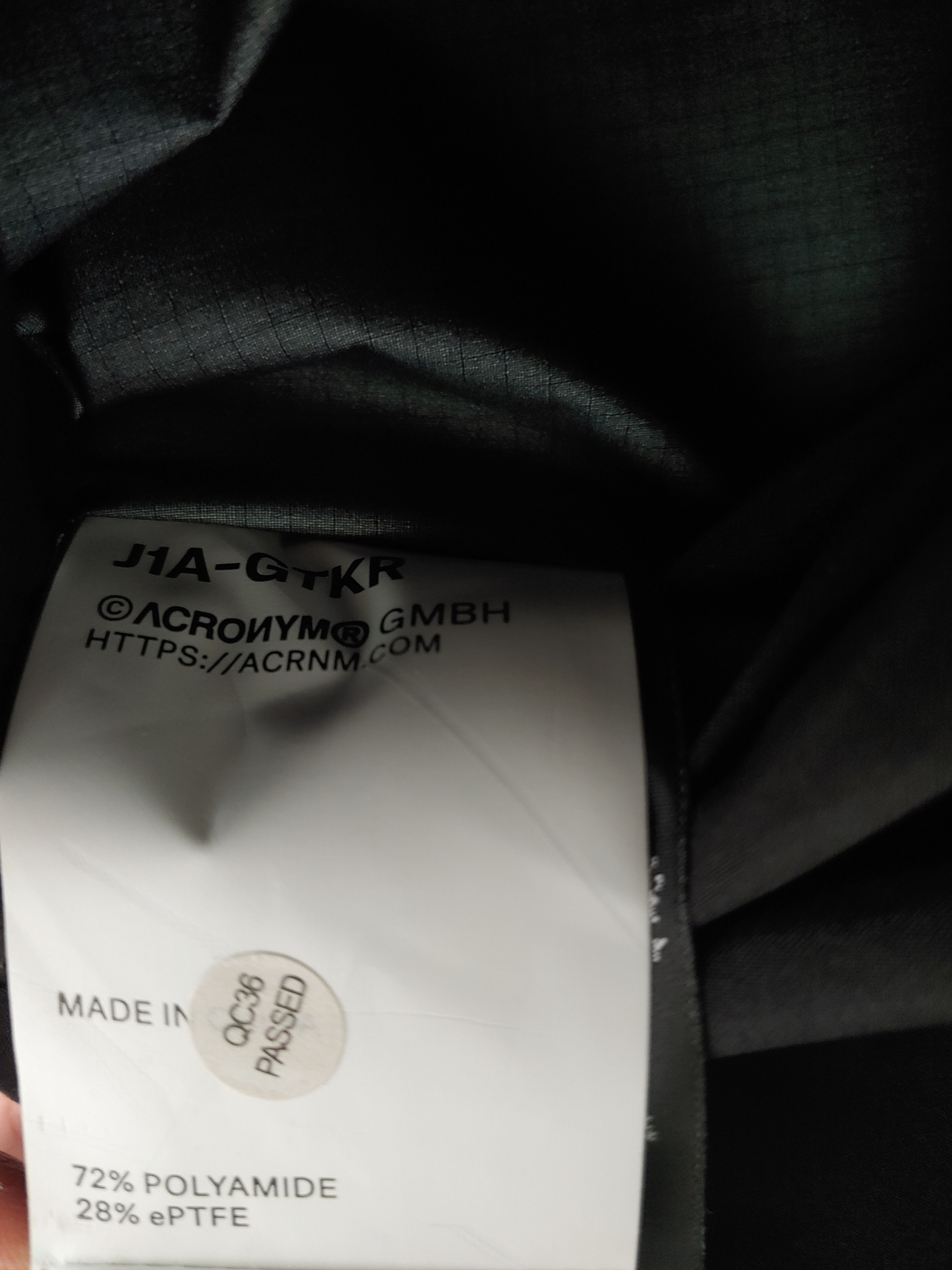 Acronym J1A-GTKR Size US M / EU 48-50 / 2 - 10 Thumbnail