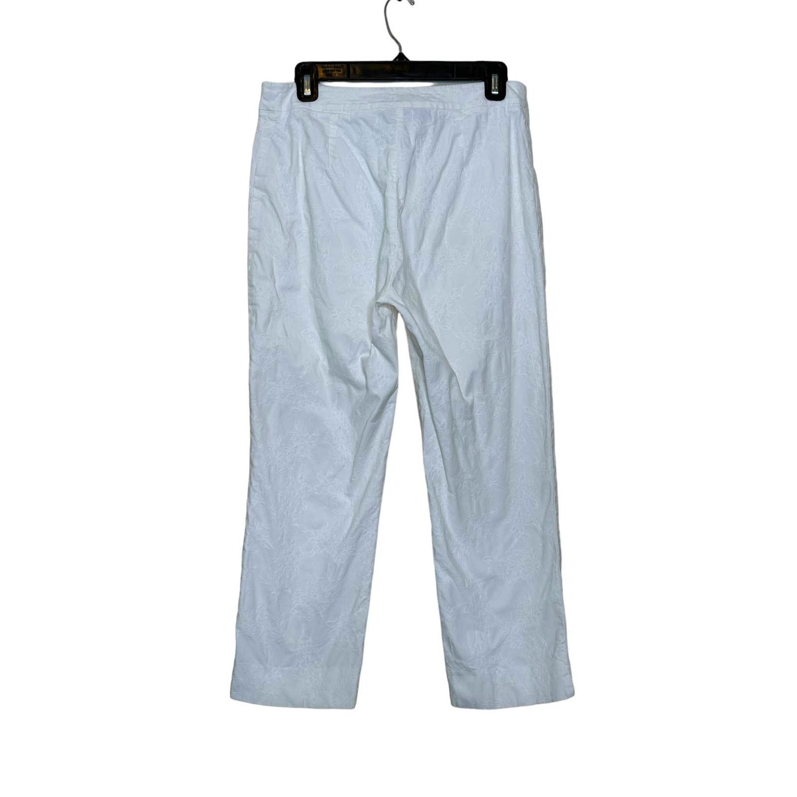 Jones New York Jones New York white floral textured cropped pants size 6 Size 28" / US 6 / IT 42 - 2 Thumbnail