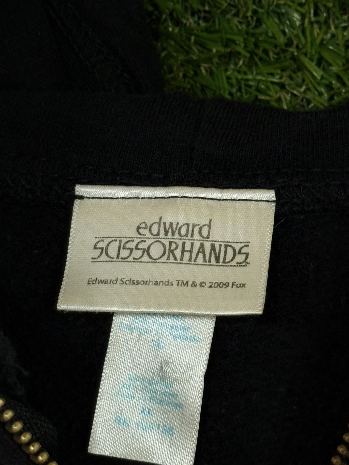 Vintage RARE Edward Scissorhands Tim Burton 2009 Zip Hoodie XL Size US XL / EU 56 / 4 - 4 Thumbnail