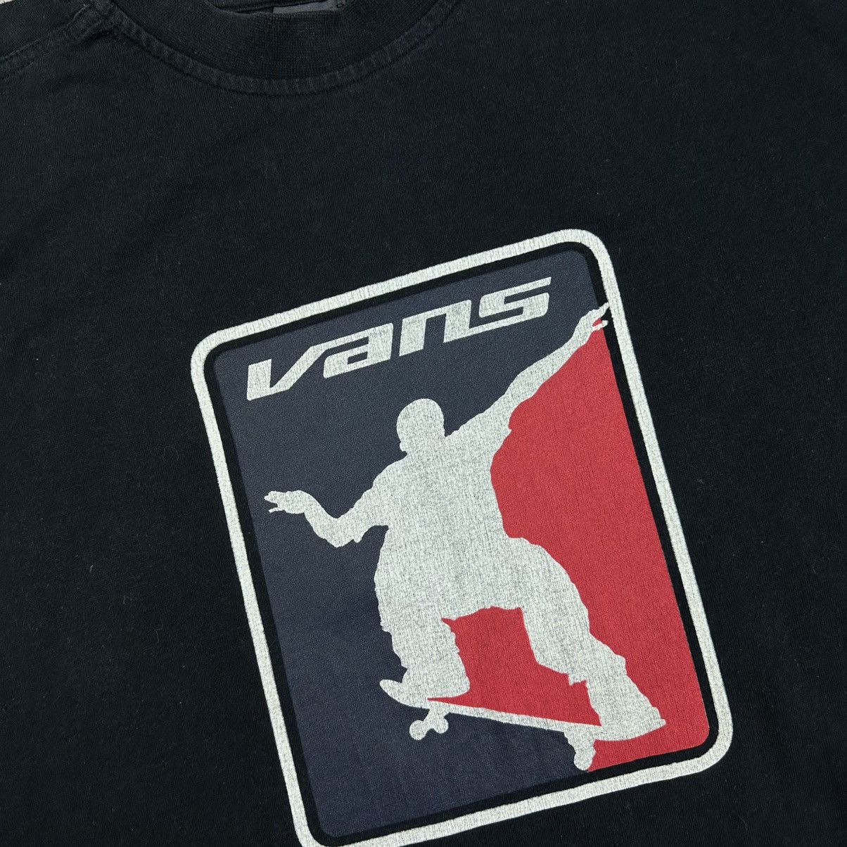 Vans 90s Vans Vintage Big Logo Crew Neck T Shirt Size US M / EU 48-50 / 2 - 9 Thumbnail