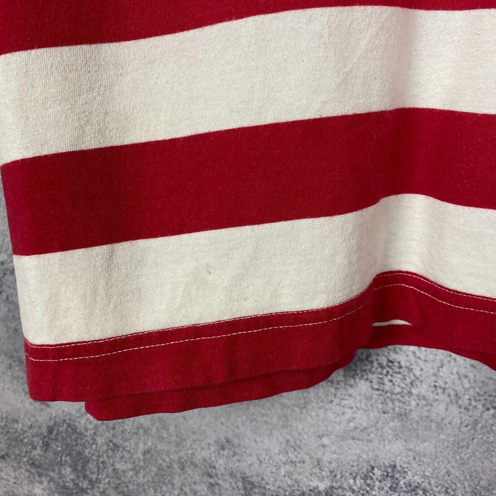 Uniqlo Uniqlo One Piece Anime Tee Men's Size M Red White ` Size US M / EU 48-50 / 2 - 5 Thumbnail
