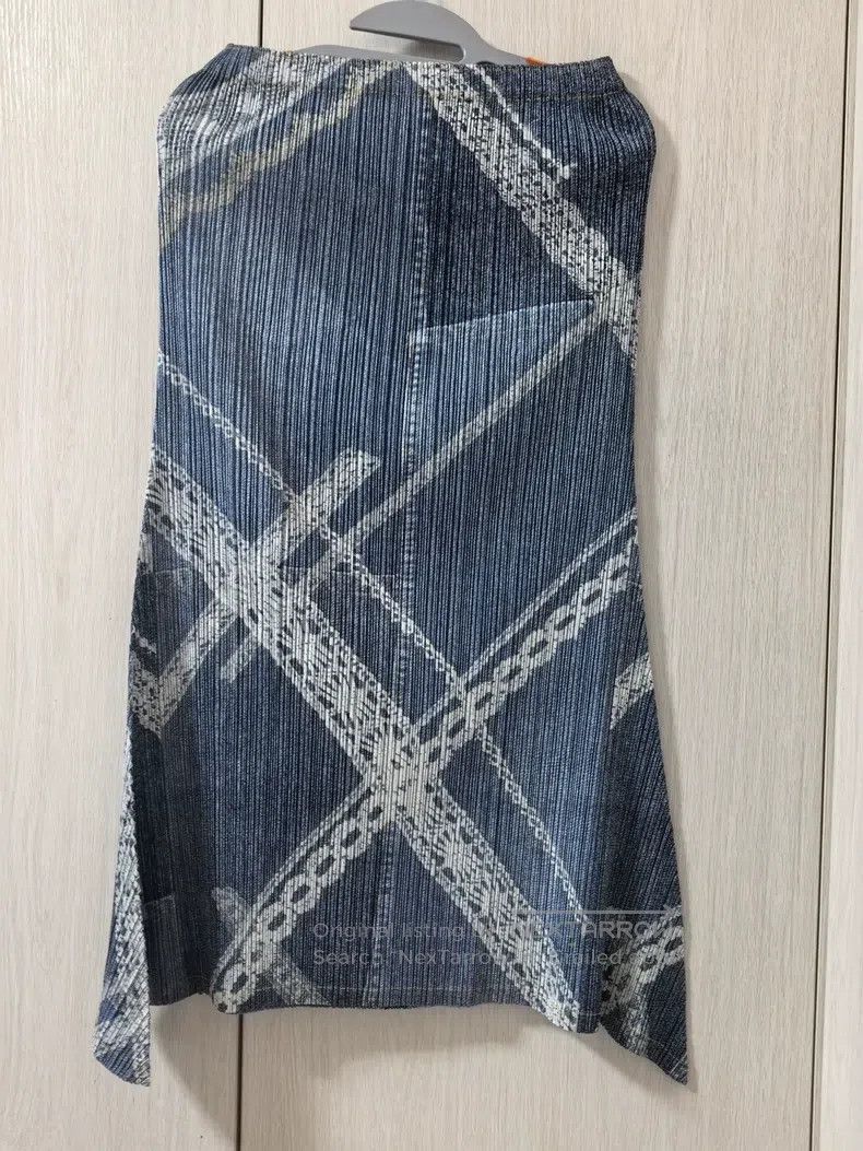 Issey Miyake Issey Miyake Denim Lace Midi Skirt Size 25" / US 0 / IT 36 - 1 Thumbnail