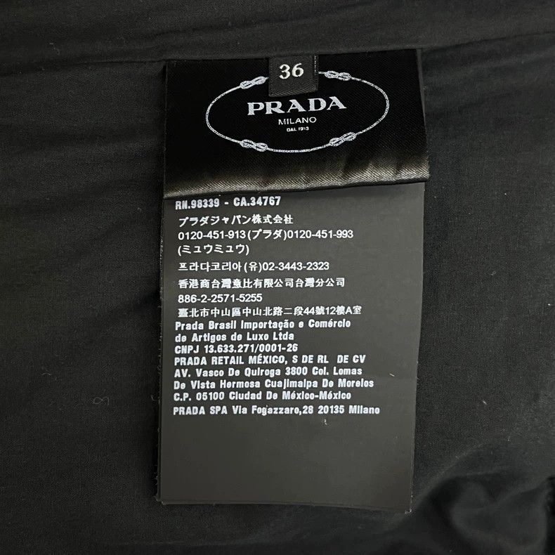Prada Prada Black classic triangle down jacket 2502-Nextarrow Size US XXS / EU 40 - 7 Thumbnail