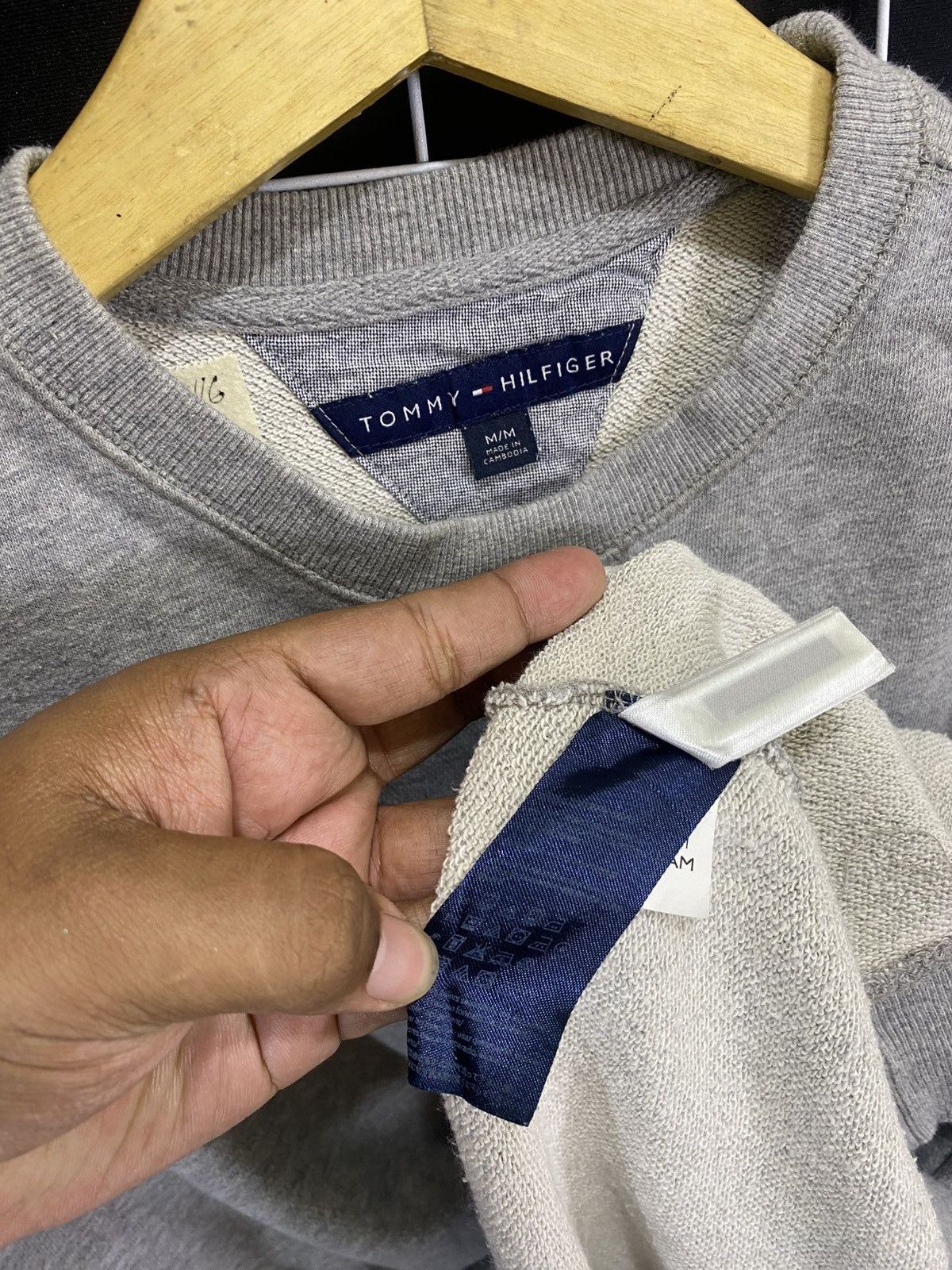 Tommy Hilfiger VINTAGE 00' TOMMY HILFIGER SWEATSHIRT Size US M / EU 48-50 / 2 - 4 Thumbnail
