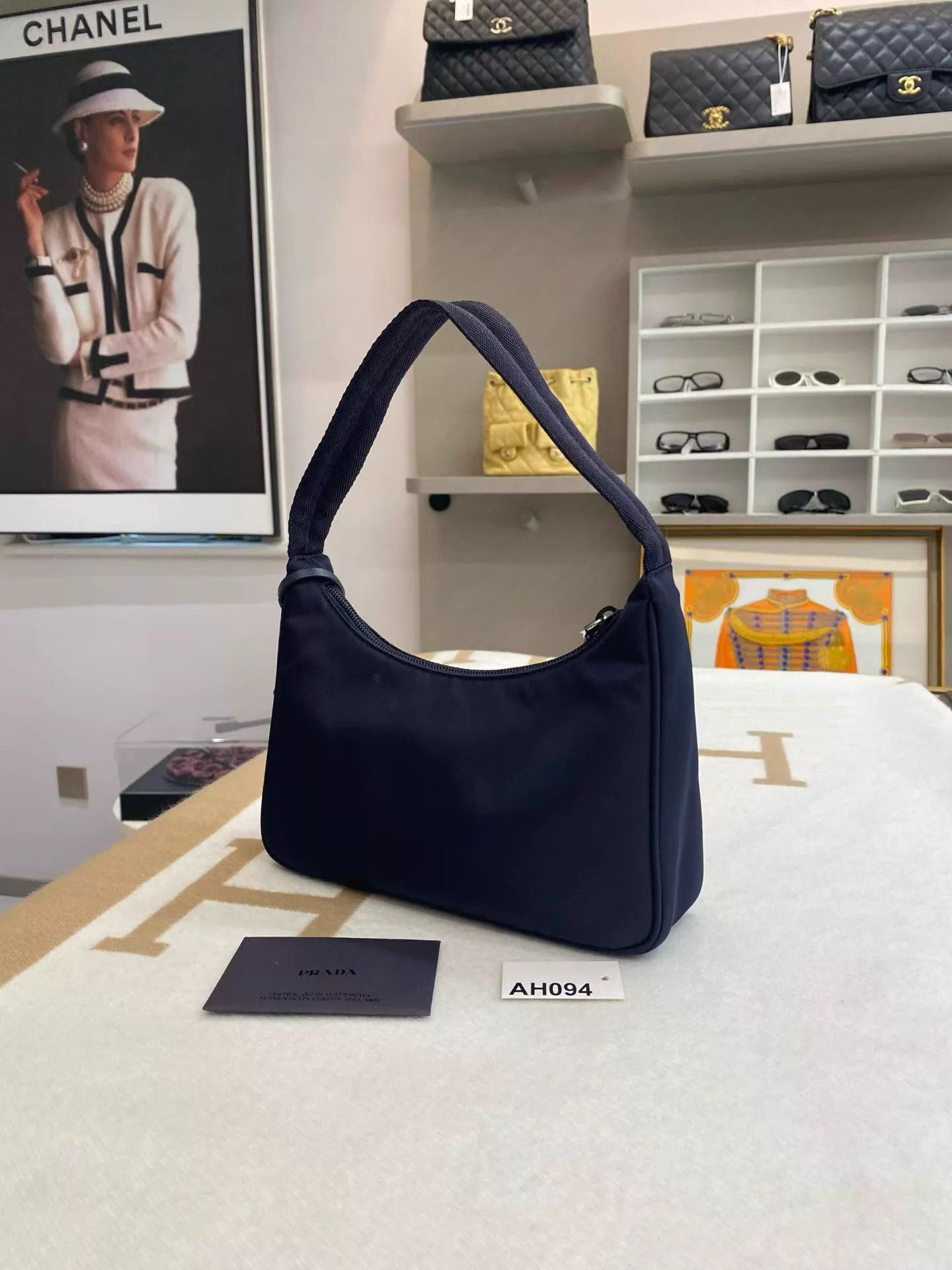 Prada PRADA Re-Edition2000 Hobo Navy Nylon Bag Size ONE SIZE - 6 Thumbnail