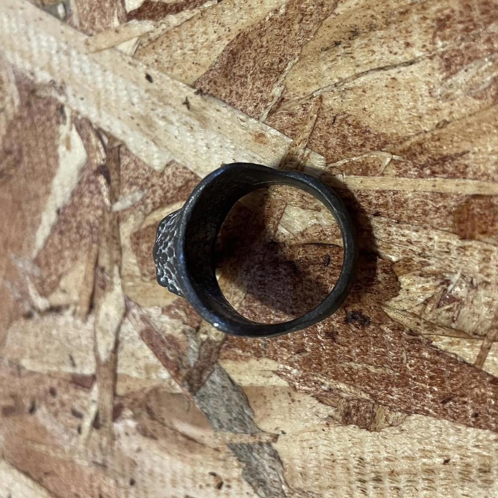 Vintage [80s Vintage] • : 1980s gothic “Bald Eagle” biker ring. Size ONE SIZE - 4 Thumbnail