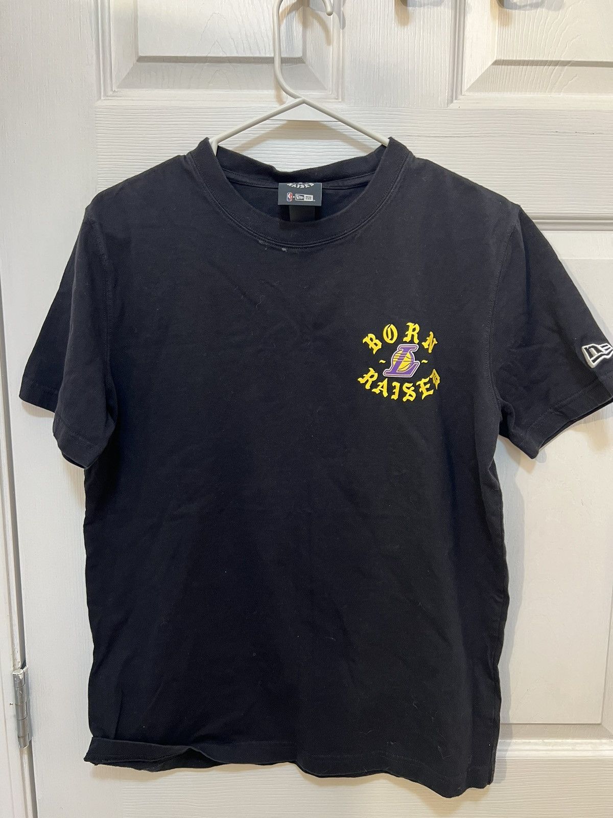Born X Raised × NBA × New Era Born x Raised x New Era Lakers Logo Shirt Size US M / EU 48-50 / 2 - 2 Thumbnail